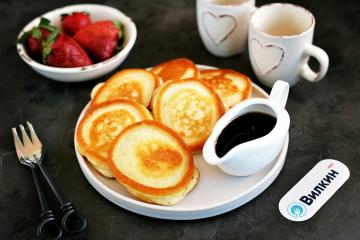 Lush pancakes on kefir without eggs