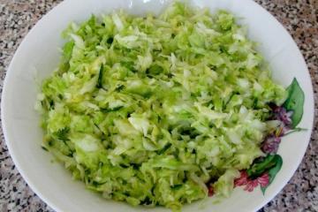 The most delicious salad of cabbage and onions. Be sure to try it!