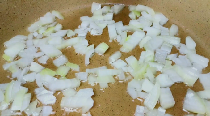 onion in a pan
