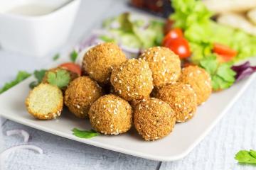 What is the falafel and how to cook it