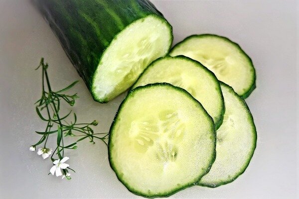 Avoid using smooth, large cucumbers. (Photo: Pixabay.com)