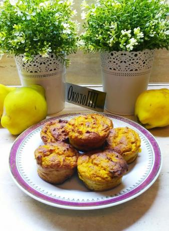 Curd cakes with quince