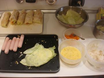 Sausage in cabbage leaves. Tasty, simple, unusual. Now, if you buy a sausage, then I cook this dish.