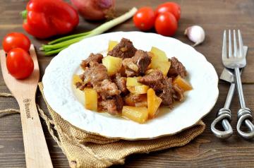 Braised lamb with potatoes