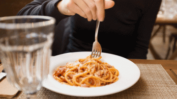 What happens if you eat pasta every day?