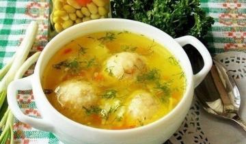 Chicken soup with cheese balls. Tasty and inexpensive