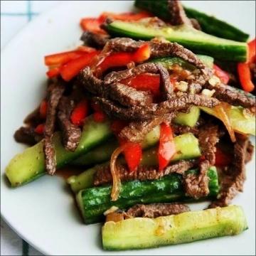 Korean appetizer of meat, cucumber and bell pepper