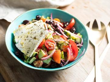 How to make a real Greek salad