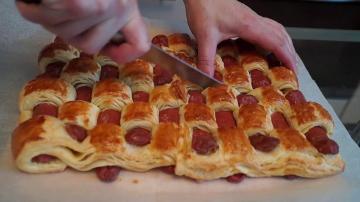 How to cook a pie with sausage-braid