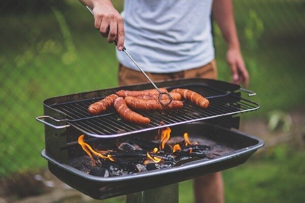 Fried sausages are thought to be more carcinogenic (Photo: Pixabay.com)