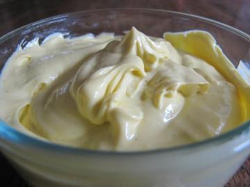How do I make homemade mayonnaise with sour cream and boiled egg yolks. Not greasy and delicious