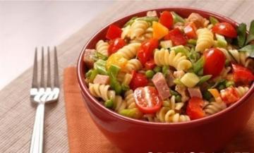 Incredibly tasty dish - pasta salad and vegetables. All the benefits of nature in a salad!