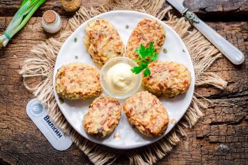 Canned fish cutlets with rice