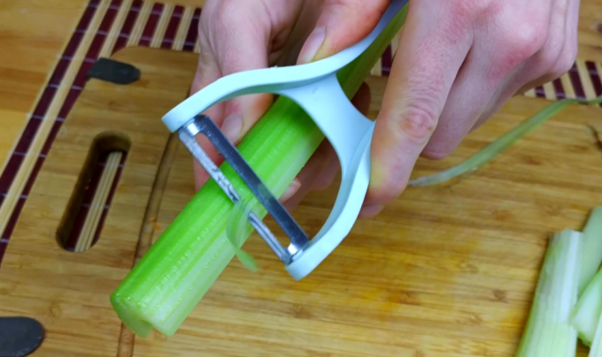 Peeling celery