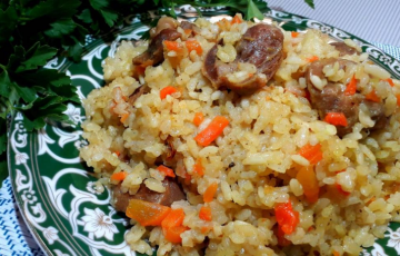 Pilaf with chicken gizzards. Tasty and easy