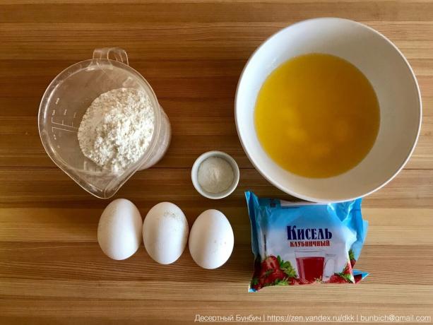 Ingredients: 140 g flour, 3 pcs egg, butter 158 gr, 220 gr of dry pudding (one pack), baking powder 6 g (~ 1.5 teaspoons), honeysuckle berries or other (optional) 100 c