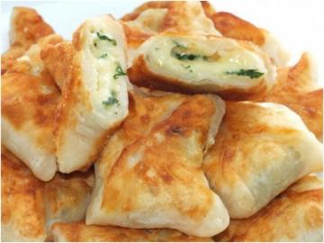 Envelopes with cheese with kefir in a frying pan. My favorite recipe