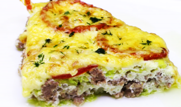 Casserole with minced meat and zucchini