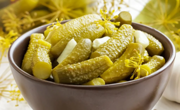 Pickles, which are always crispy!