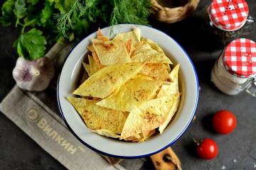 Lavash chips in the oven