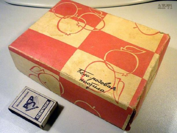 Packaging from the Soviet pastes. Photos - Yandex. Images