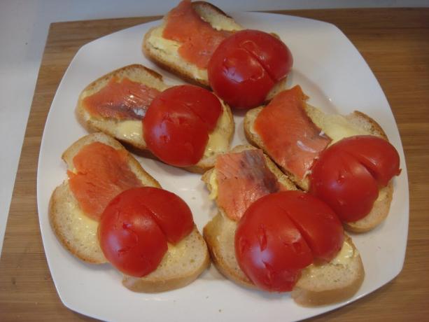 Picture taken by the author (add tomatoes)