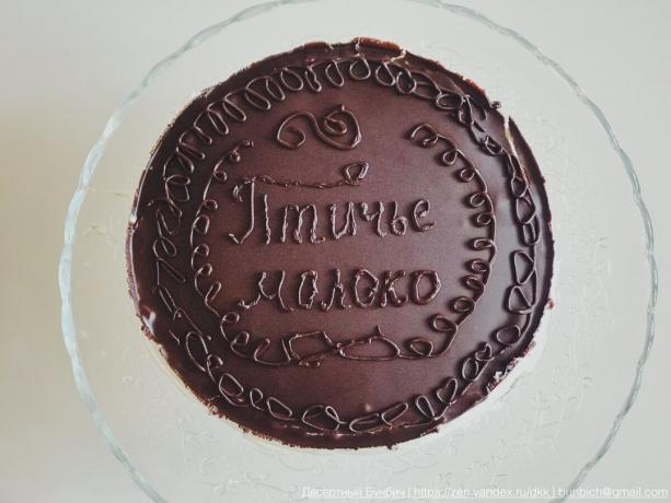 How to decorate a cake bird's milk. To make an inscription with melted chocolate