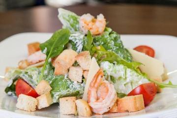 Salad "Caesar salad with shrimps'