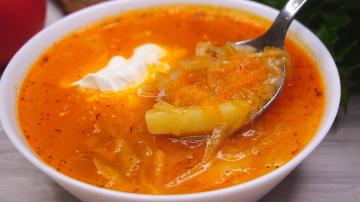 Simple Cabbage soup with fresh cabbage