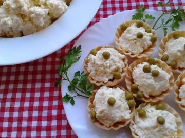 Salad "Jewish" in the tartlet. Cook will not regret it!