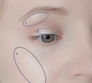 Highlighter for age women: where to apply in order to look fresh and attractive (showing on the model 30+)