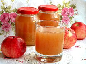 Homemade apple juice. Now I cook just so !!!
