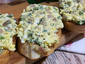 Snack \ spread made for sandwiches with herring. Very tasty, tender, just