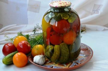 How to make delicious mixed vegetables for the winter?