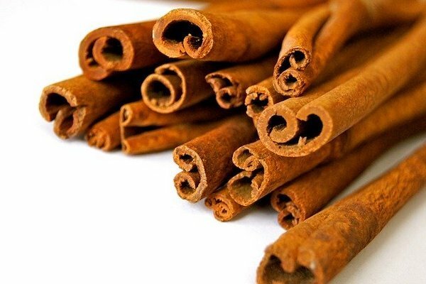Cinnamon can be added to coffee, tea, desserts and baked goods. (Photo: Pixabay.com
