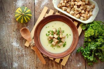 Mashed potato soup with croutons
